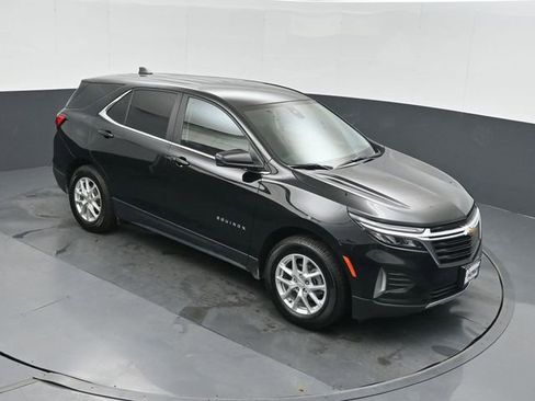 Used 2023 Chevrolet Equinox LT FWD image 28
