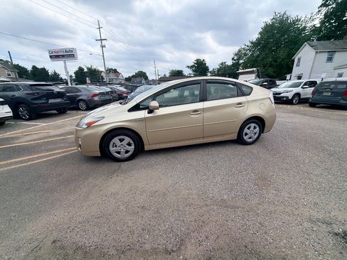 Used 2011 Toyota Prius Three FWD image 49