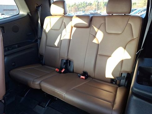 Used 2022 Kia Telluride SX w/ SX Prestige Package image 13