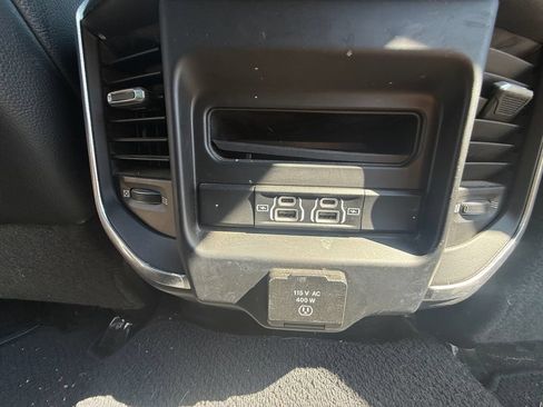 Used 2021 RAM 2500 Laramie AWD/4WD image 39