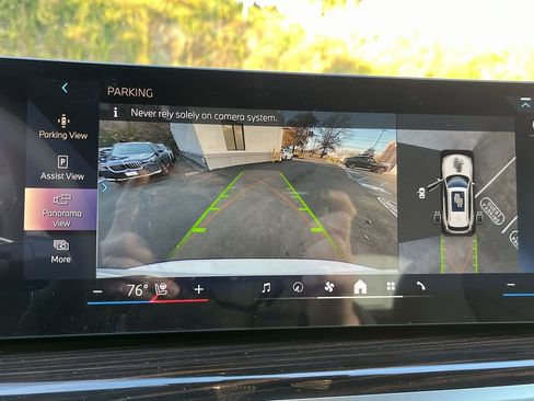 New 2026 BMW X5 xDrive40i w/ M Sport Package image 17