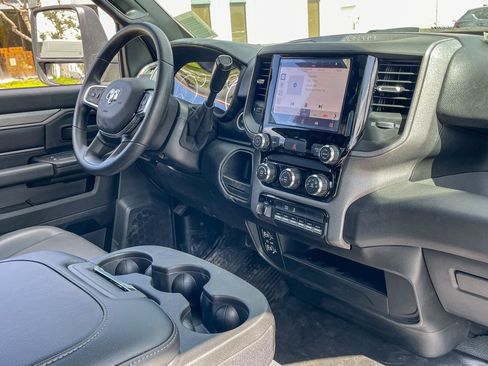 New 2025 RAM 3500 Tradesman image 20