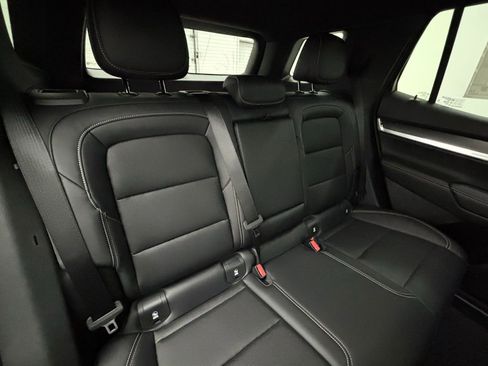 New 2026 GMC Terrain Elevation w/ Elevation Premium Package image 38