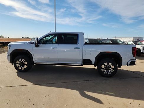 New 2026 GMC Sierra 2500 Denali w/ Max Trailering Package image 2