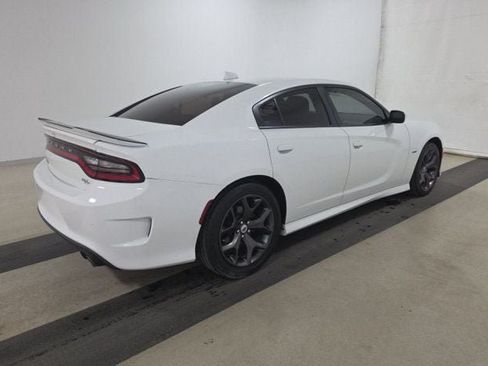 Used 2019 Dodge Charger R/T RWD image 2