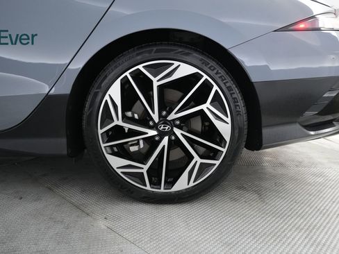 Used 2024 Hyundai Ioniq 6 Limited RWD image 9