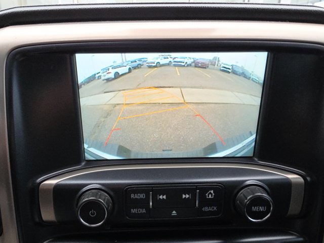 Used 2015 GMC Sierra 2500 Denali w/ Duramax Plus Package AWD/4WD image 18