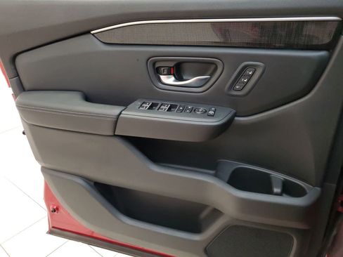 Used 2023 Honda Pilot Elite image 17
