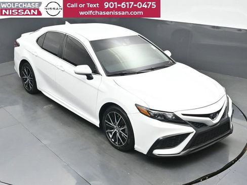 Used 2023 Toyota Camry SE FWD image 35