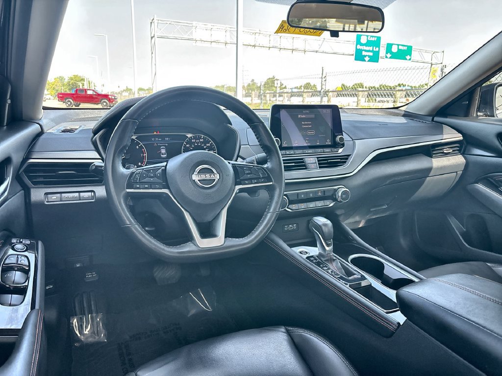 Certified 2023 Nissan Altima 2.5 SR FWD image 18