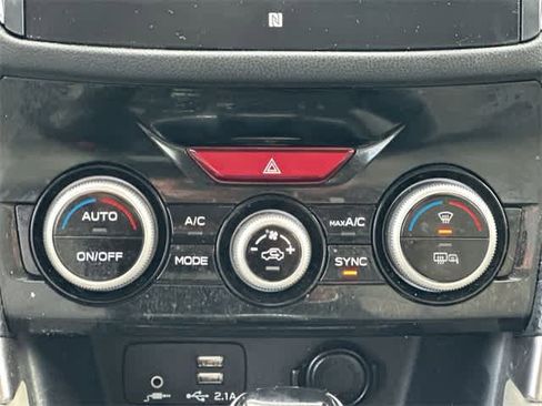 Used 2019 Subaru Forester Limited image 15