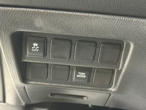 Used 2015 Nissan Pathfinder SV w/ Trailer Tow Package AWD/4WD image 28