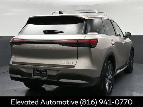 Certified 2026 INFINITI QX60 Luxe w/ Cargo Package AWD/4WD image 4
