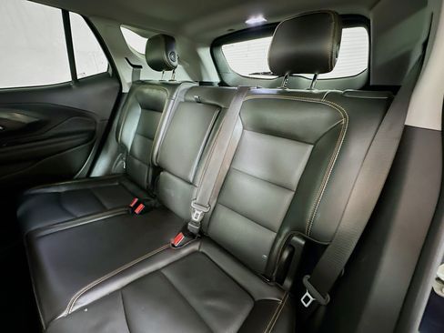 Used 2018 GMC Terrain SLT w/ Preferred Package image 25