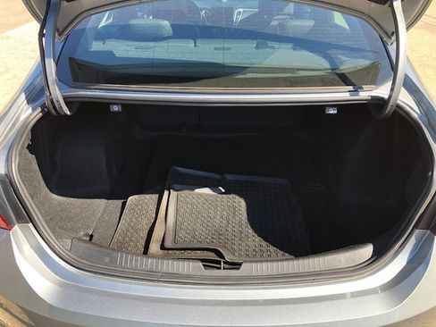 Used 2024 Chevrolet Malibu LT image 10