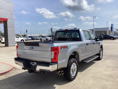 Used 2021 Ford F250 XL w/ STX Appearance Package AWD/4WD image 6