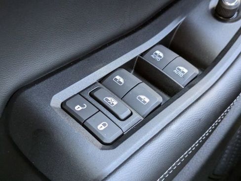 New 2025 Jeep Grand Cherokee Limited w/ Luxury Tech Group II image 24