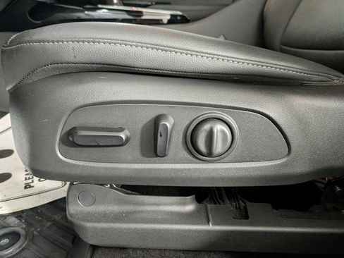 Certified 2025 Chevrolet Trax ACTIV w/ Driver Confidence Package image 18