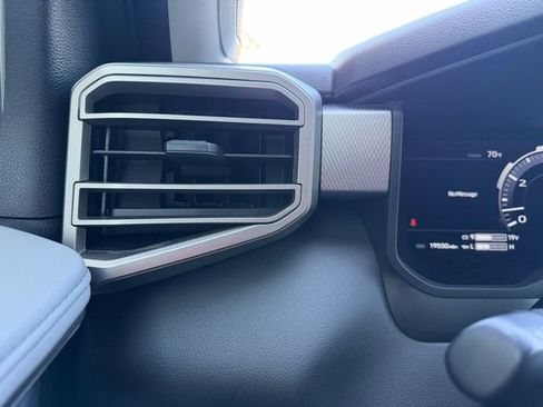 Used 2024 Toyota Tundra Limited image 25