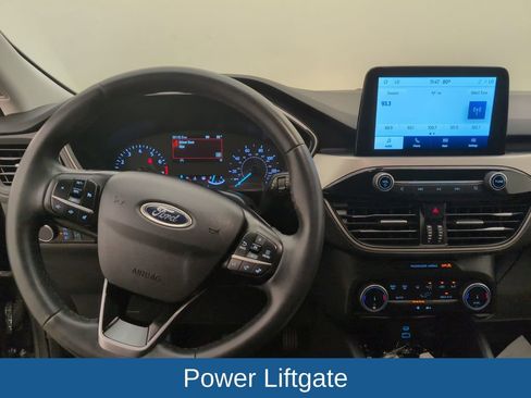 Used 2022 Ford Escape SE w/ Convenience Package FWD image 19