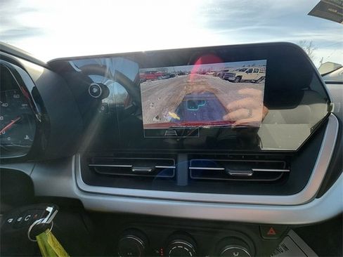 New 2026 Chevrolet Trax LS w/ LS Convenience Package image 25