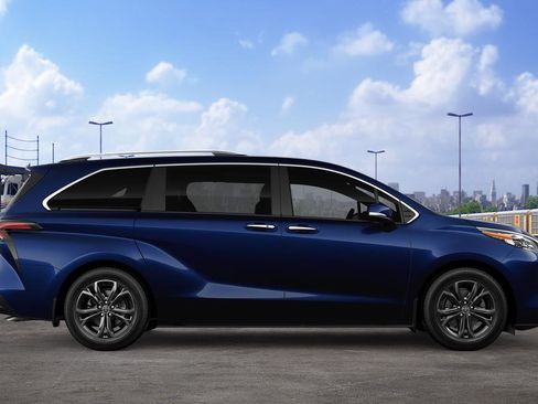 New 2026 Toyota Sienna Platinum AWD/4WD image 12
