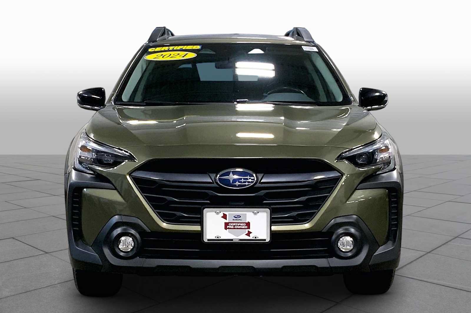 Used 2024 Subaru Outback Premium AWD/4WD image 4