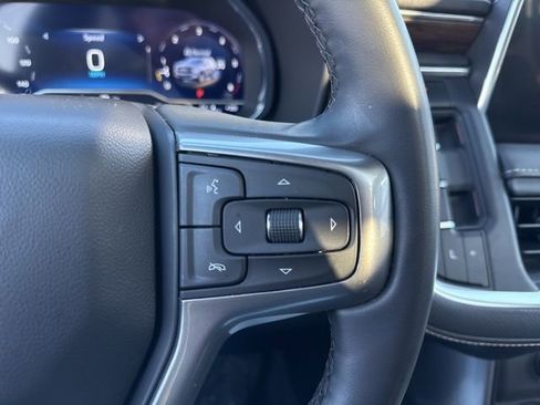 Used 2024 Chevrolet Suburban Premier w/ Premium Package image 21