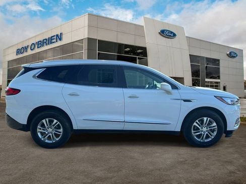 Used 2019 Buick Enclave Essence AWD/4WD image 6