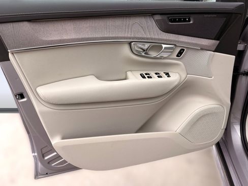 Used 2026 Volvo XC90 B6 Ultra w/ Protection Package image 22