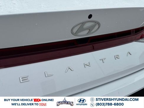 Certified 2024 Hyundai Elantra SE image 14