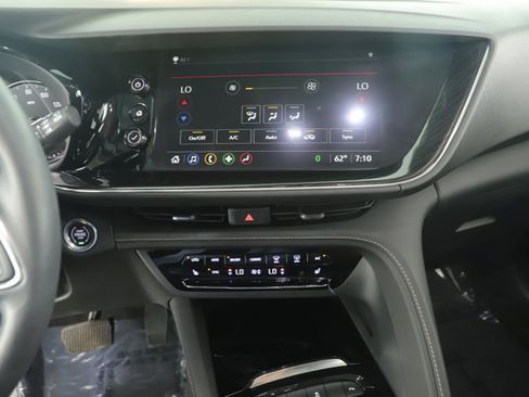 Used 2023 Buick Envision Essence image 13