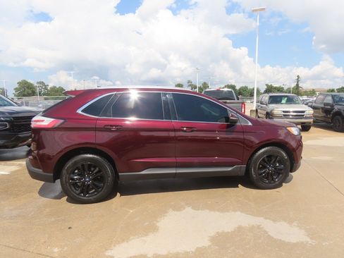 Used 2020 Ford Edge SEL w/ Convenience Package FWD image 10