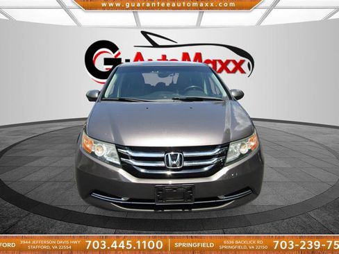 Used 2016 Honda Odyssey SE image 2