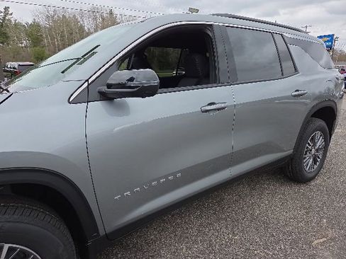 New 2026 Chevrolet Traverse LT AWD/4WD image 16