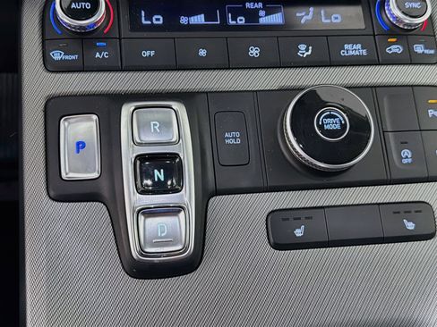 Used 2025 Hyundai Palisade SEL FWD image 24