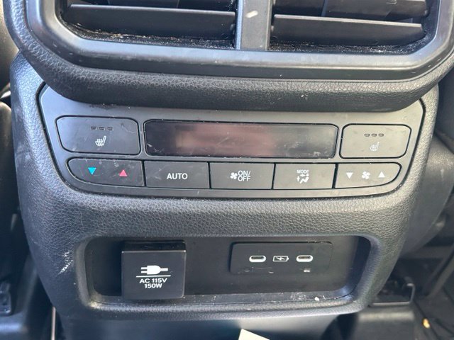 Used 2024 Honda Pilot Elite image 8