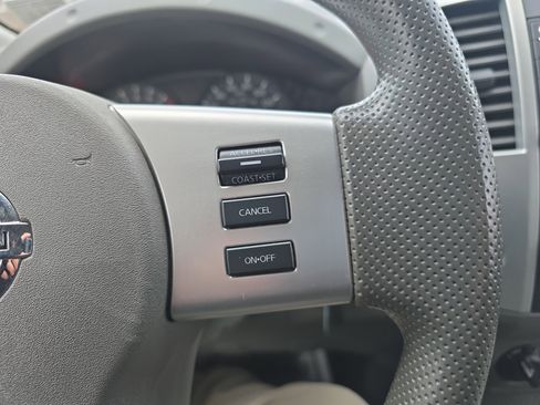 Used 2019 Nissan Frontier SV image 20