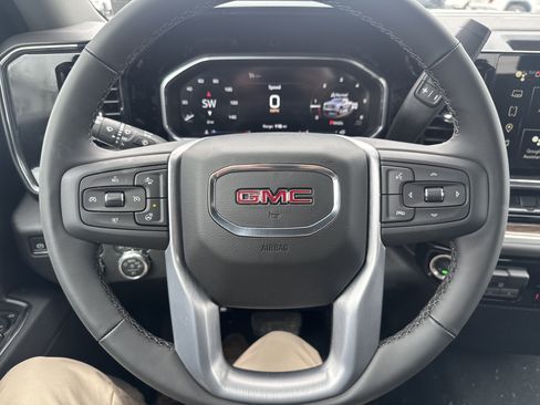 New 2026 GMC Sierra 1500 Elevation AWD/4WD image 17