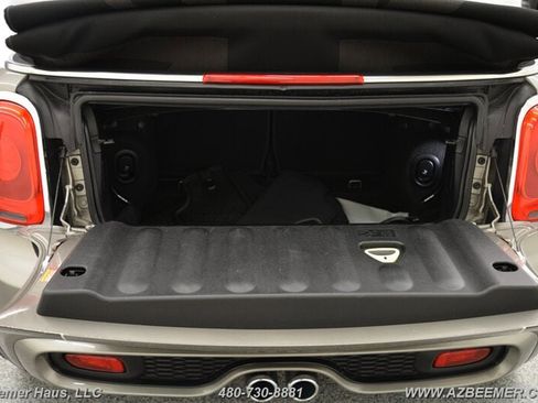 Used 2017 MINI Cooper S image 30