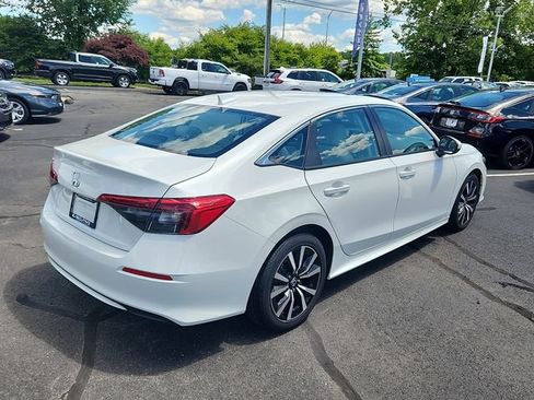 Used 2024 Honda Civic EX image 6