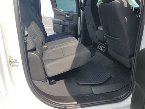 Certified 2021 Chevrolet Silverado 1500 LT RWD image 36