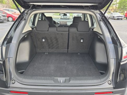 Used 2025 Honda HR-V LX image 11