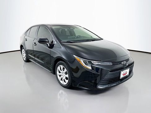 Certified 2024 Toyota Corolla LE FWD image 3