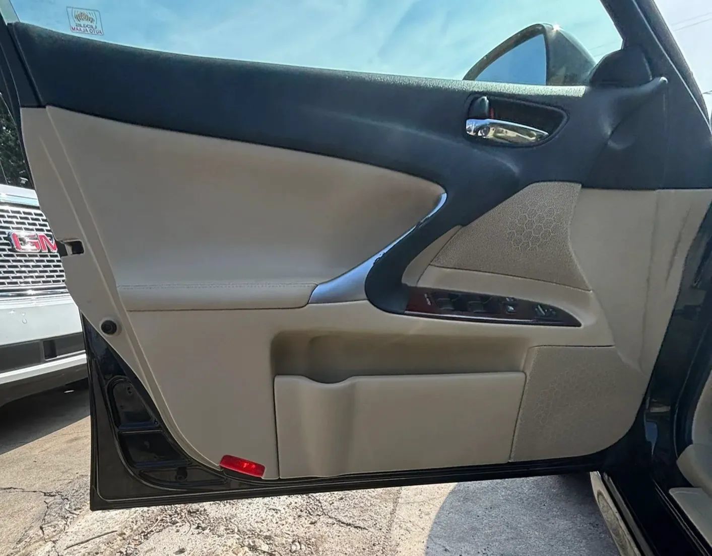 Used 2008 Lexus IS 250 w/ Premium Pkg RWD image 16