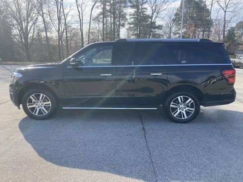 Used 2023 Ford Expedition Max Limited RWD image 6