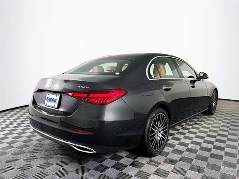 Used 2025 Mercedes-Benz C 300 4MATIC Sedan image 6