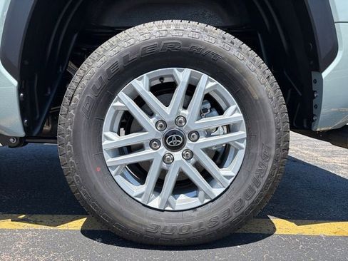 New 2026 Toyota Tundra SR5 AWD/4WD image 18