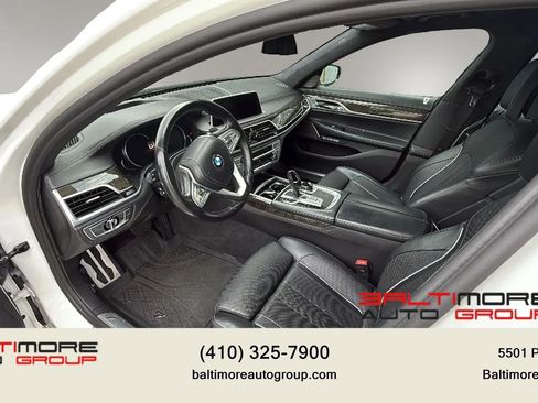 Used 2016 BMW 750i xDrive AWD/4WD image 8