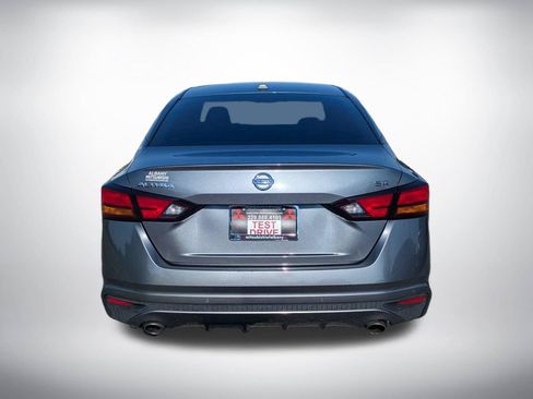 Used 2020 Nissan Altima 2.5 SR FWD image 4